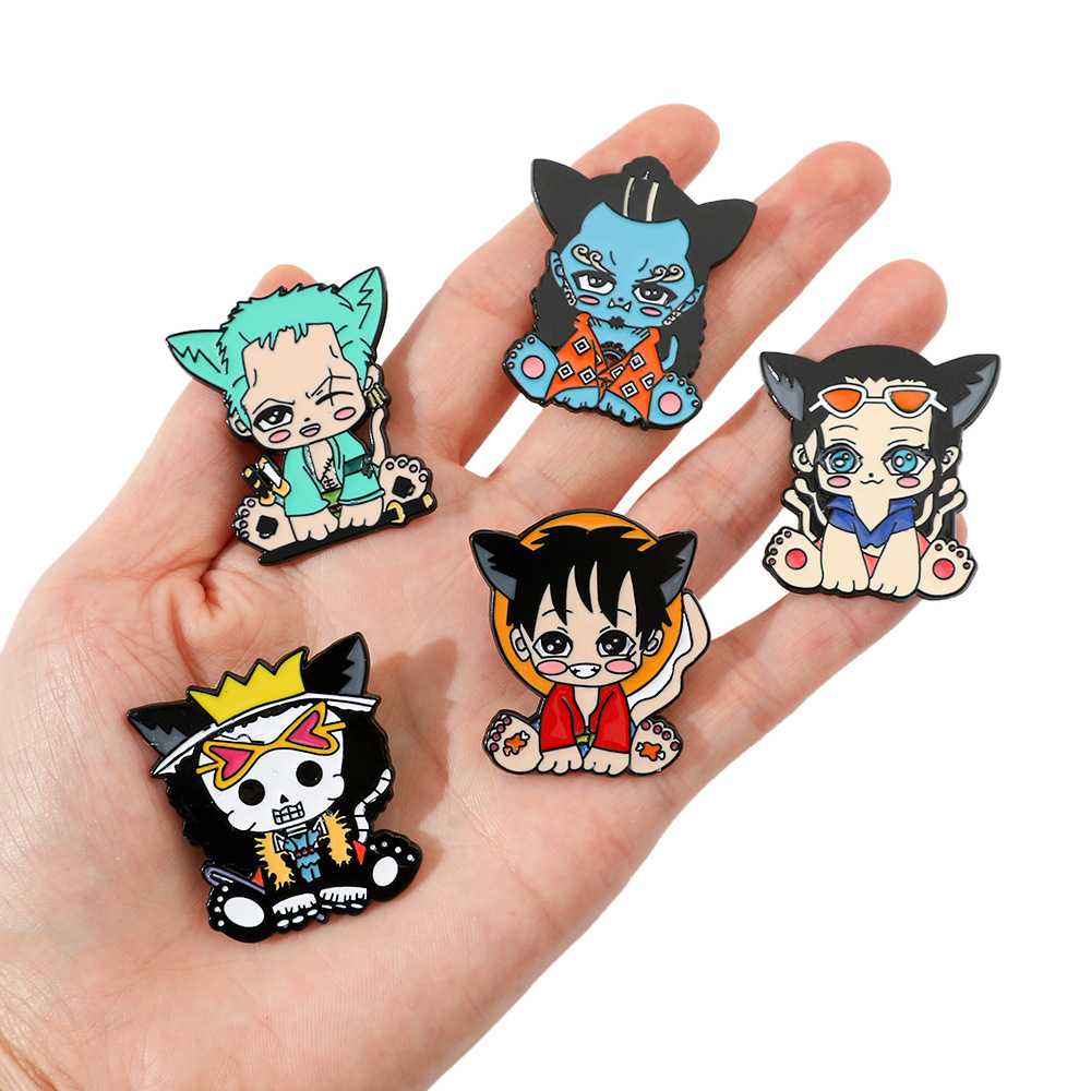 Anime Funny Cartoon Brooch Cut - Anime Cosplay Nico Robin 评论和价格